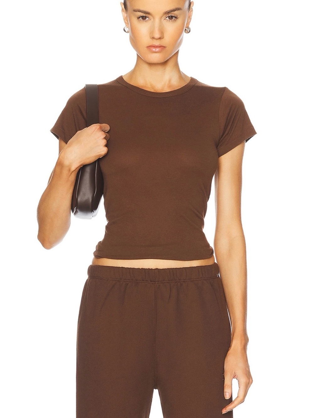 FITTED CREWNECK SHORT SLEEVE T-SHIRT
CHOCOLATE / S